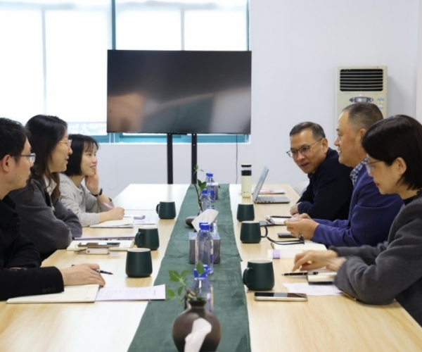 关心关怀落实处，，，，，，政企同心谋发展